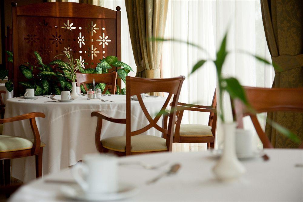 Lancaster Ouaga 2000 Hotel Ouagadougou Luaran gambar